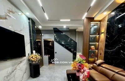 Nhà Góc 2MT KD Hẻm 6m, 20M ra MT Lạc Long Quân 50m2, 3 Tầng. Chỉ 9 tỷ